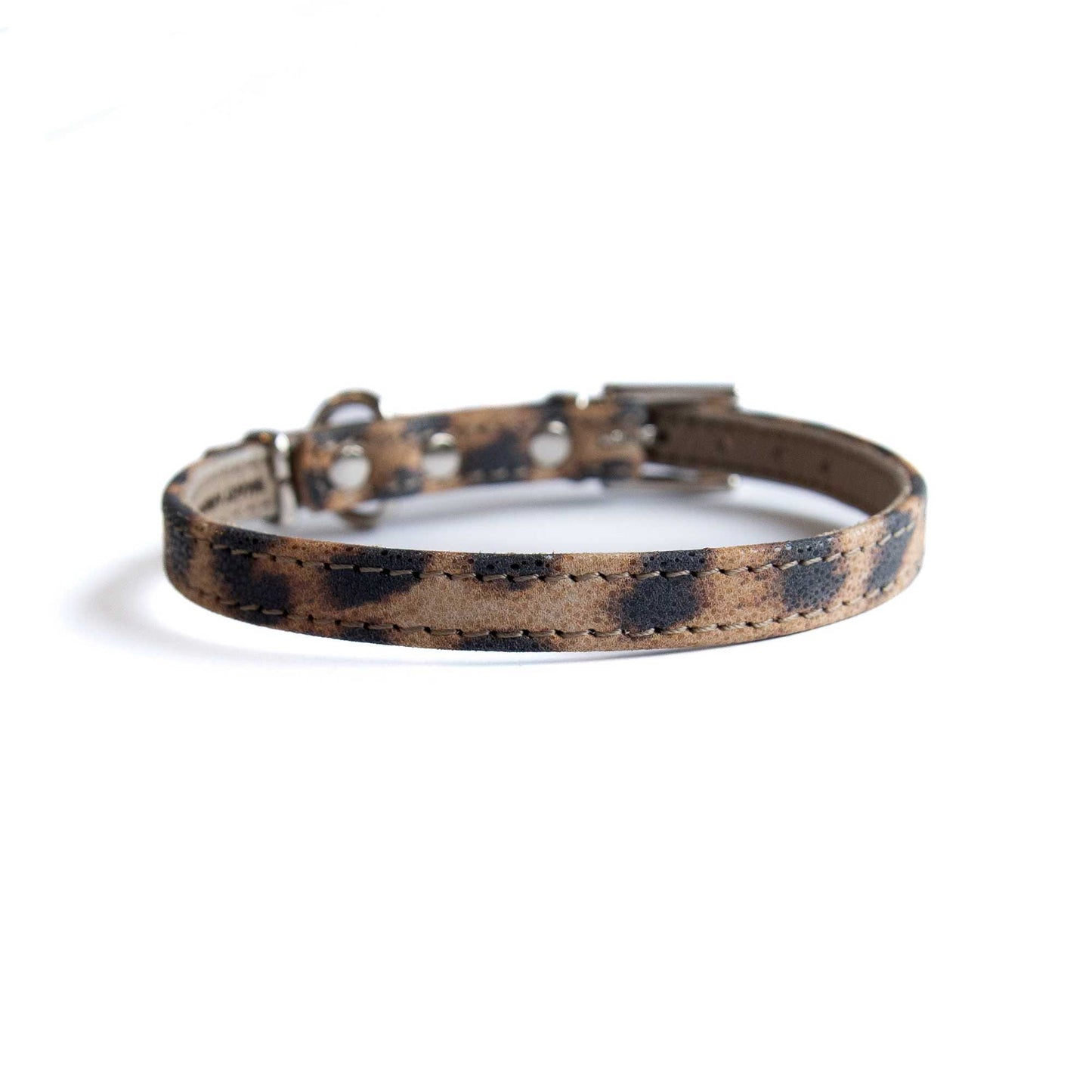 Lederhalsband für kleine Hunde - Leopard Blink mit silbernen Beschlägen