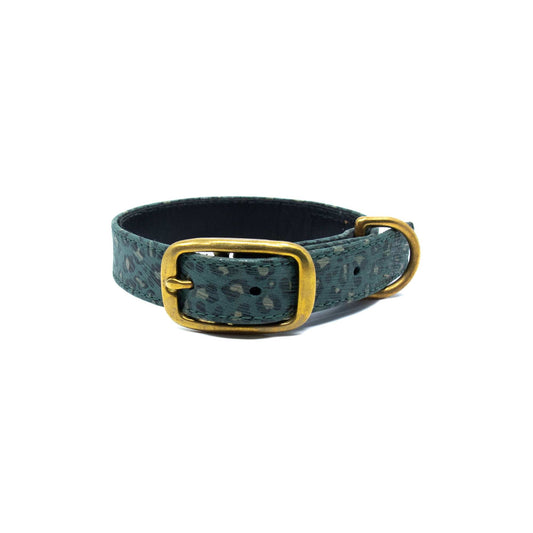 Lederhalsband für einen großen Hund - Grünes Leopardenleder mit goldenen Beschlägen